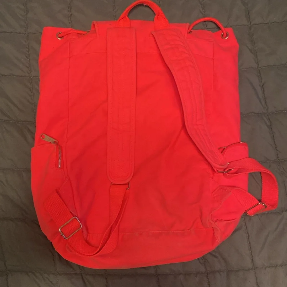 PINK backpack - Picture 2 of 6